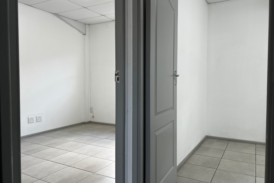  Bedroom Property for Sale in Tamsui Industria Western Cape